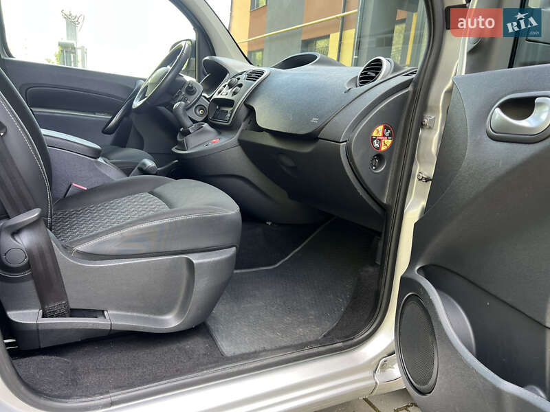 Минивэн Renault Kangoo 2014 в Луцке
