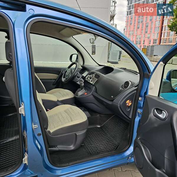 Минивэн Renault Kangoo 2012 в Вишневом