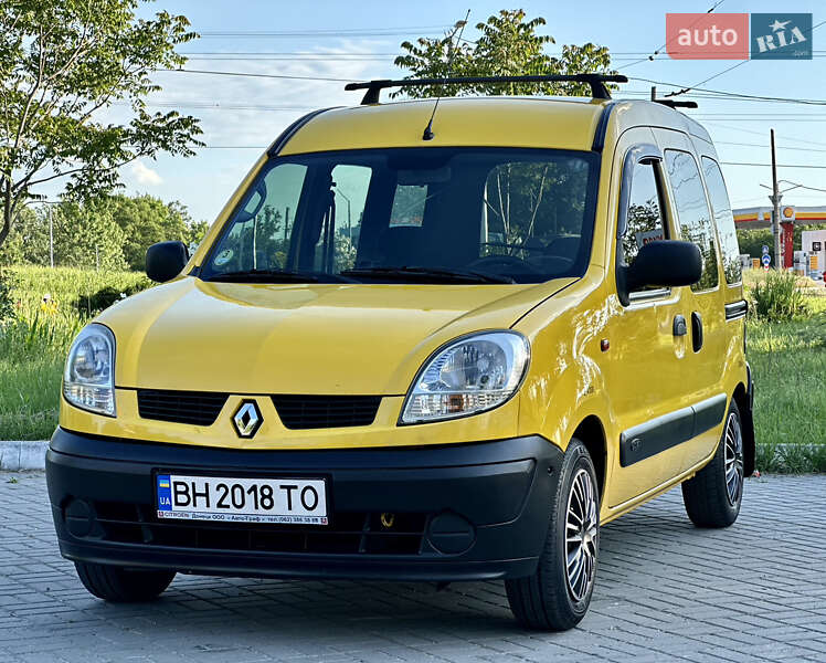 Минивэн Renault Kangoo 2003 в 