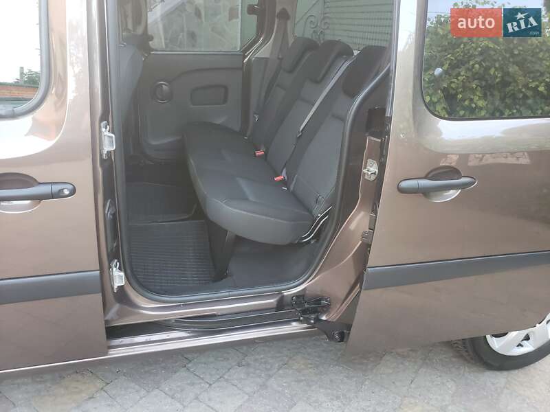 Мінівен Renault Kangoo 2014 в Луцьку