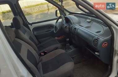 Минивэн Renault Kangoo 2001 в 