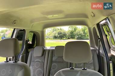 Минивэн Renault Kangoo 2010 в 