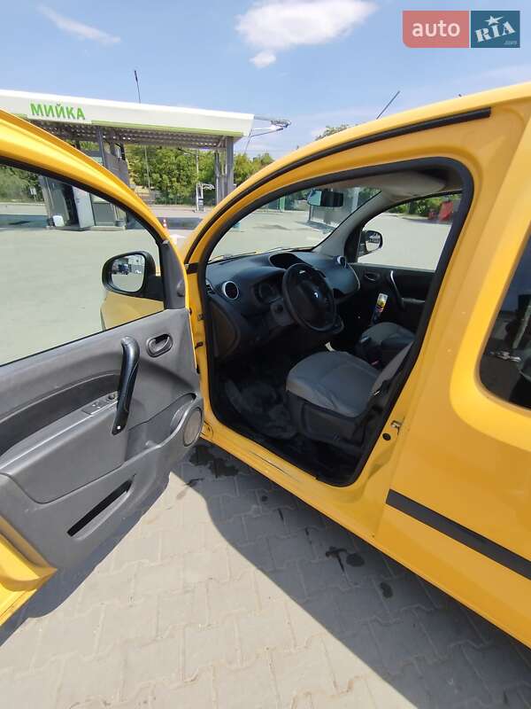 Минивэн Renault Kangoo 2014 в Черновцах