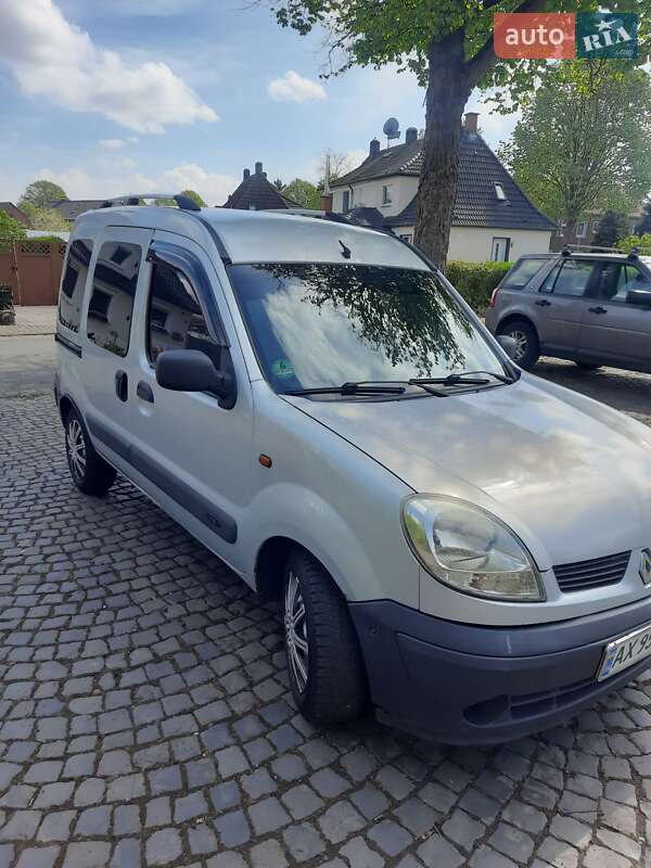 Минивэн Renault Kangoo 2004 в Харькове