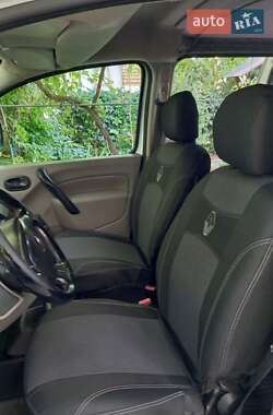 Грузопассажирский фургон Renault Kangoo 2010 в 