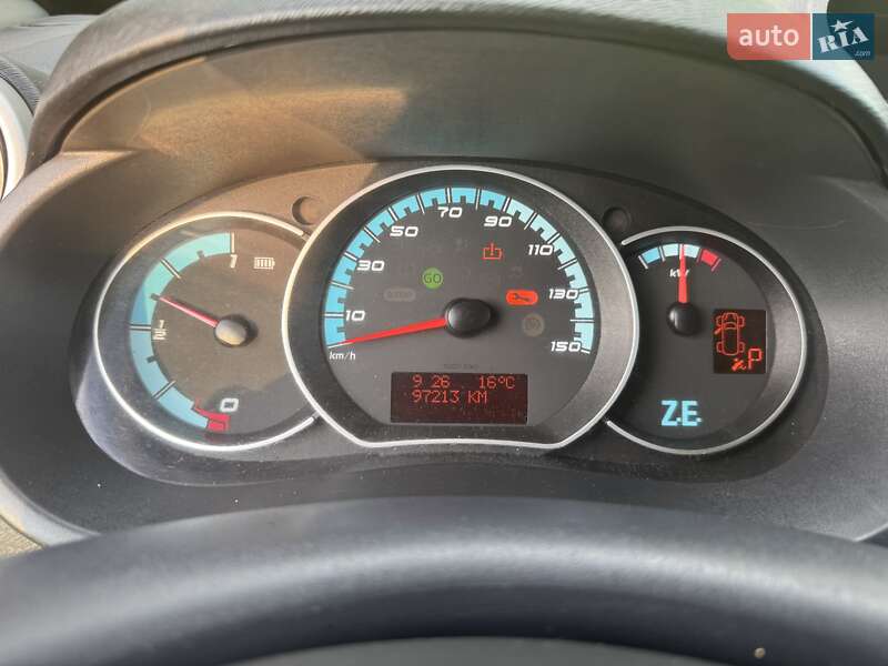Грузовой фургон Renault Kangoo 2016 в Луцке