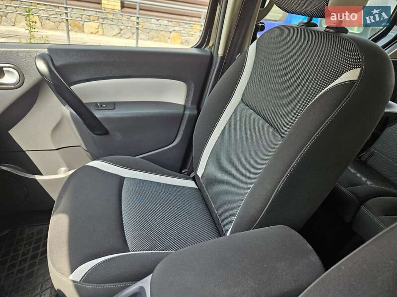 Минивэн Renault Kangoo 2013 в Виннице