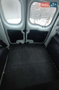 Минивэн Renault Kangoo 2012 в 