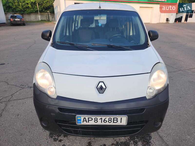 Минивэн Renault Kangoo 2012 в 