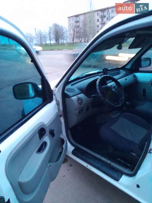 Грузовой фургон Renault Kangoo 2008 в Никополе