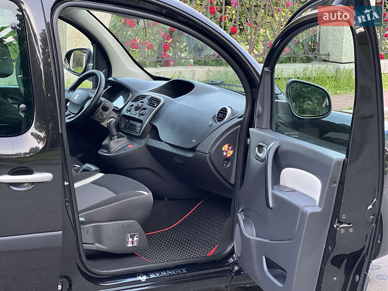 Мінівен Renault Kangoo 2015 в Умані