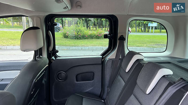 Мінівен Renault Kangoo 2015 в Умані