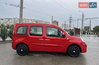 Минивэн Renault Kangoo 2012 в 