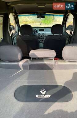 Минивэн Renault Kangoo 2006 в 