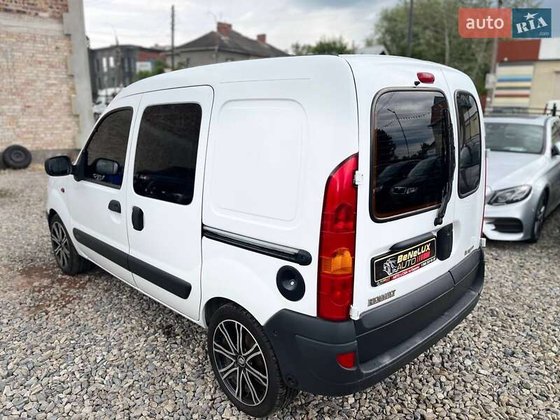 Минивэн Renault Kangoo 2004 в Коломые