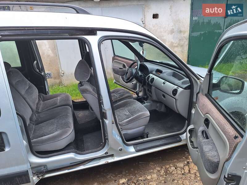 Мінівен Renault Kangoo 2004 в Івано-Франківську