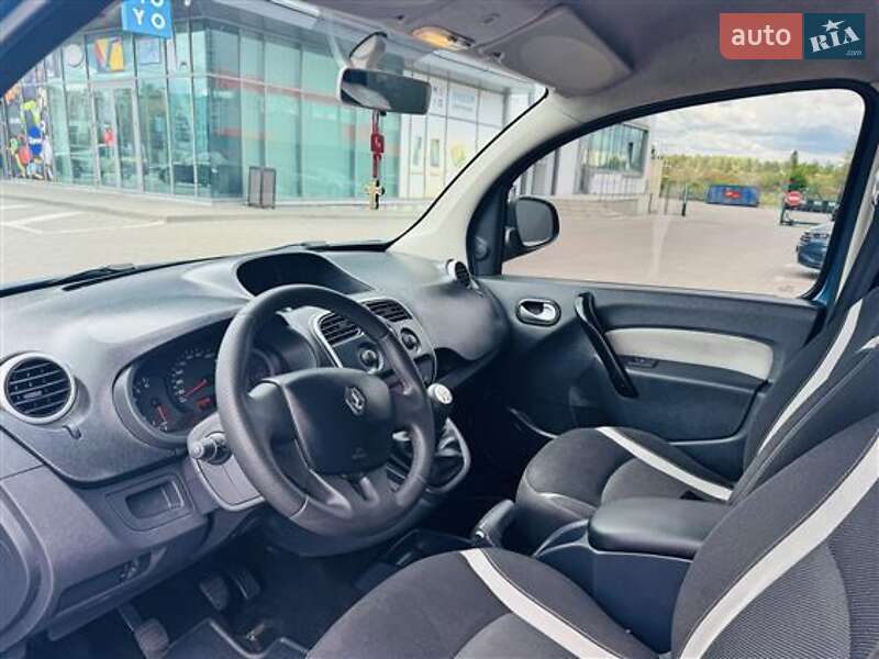 Минивэн Renault Kangoo 2013 в Киеве