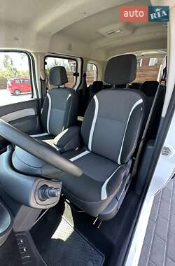 Минивэн Renault Kangoo 2016 в 