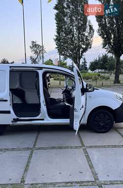 Грузовой фургон Renault Kangoo 2016 в 