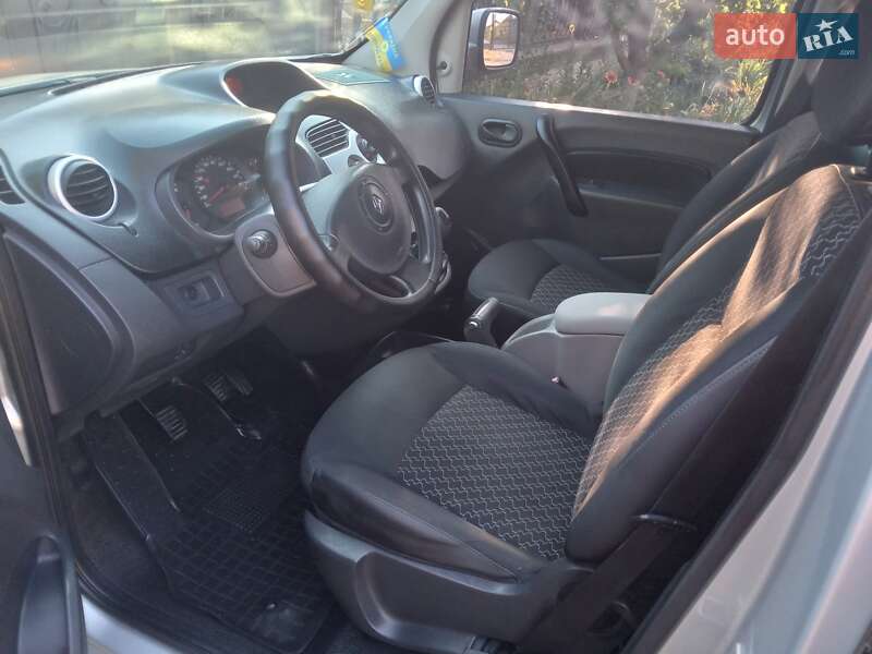 Минивэн Renault Kangoo 2011 в Херсоне
