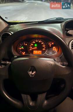 Минивэн Renault Kangoo 2015 в 