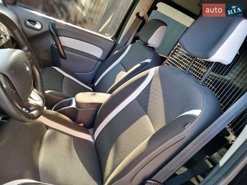Минивэн Renault Kangoo 2014 в Черновцах
