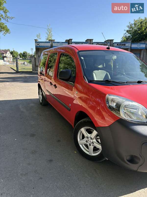 Минивэн Renault Kangoo 2015 в Золочеве