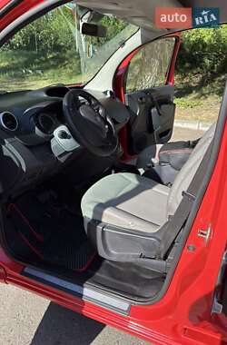 Минивэн Renault Kangoo 2015 в 