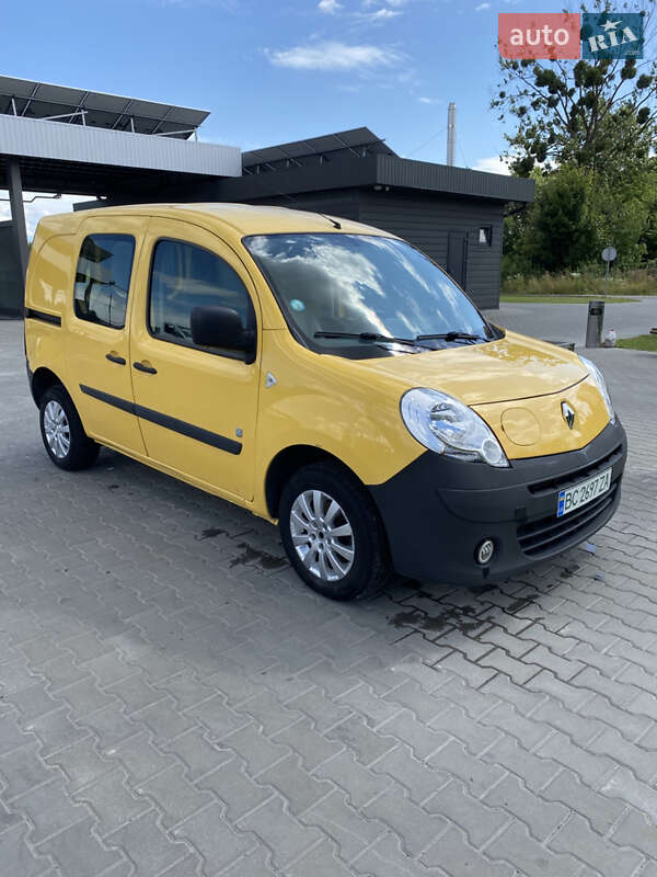 Грузовой фургон Renault Kangoo 2012 в Львове