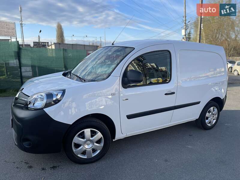Минивэн Renault Kangoo 2018 в Киеве
