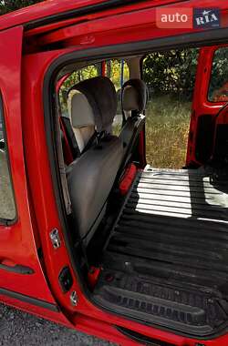 Минивэн Renault Kangoo 2015 в 