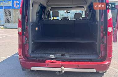 Минивэн Renault Kangoo 2012 в 
