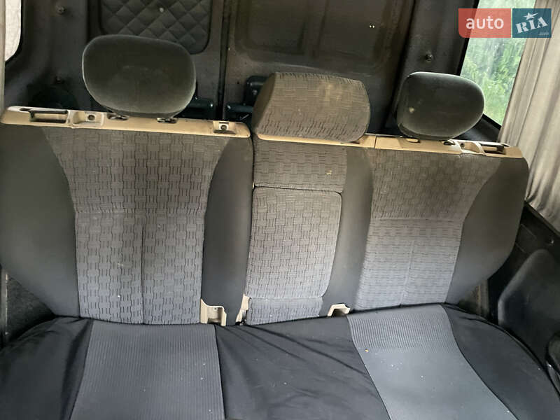 Минивэн Renault Kangoo 2000 в Кицмани