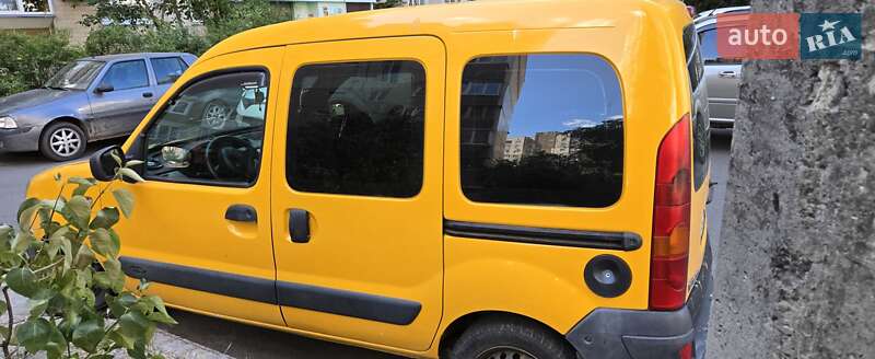 Минивэн Renault Kangoo 2004 в Киеве