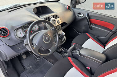 Минивэн Renault Kangoo 2013 в 