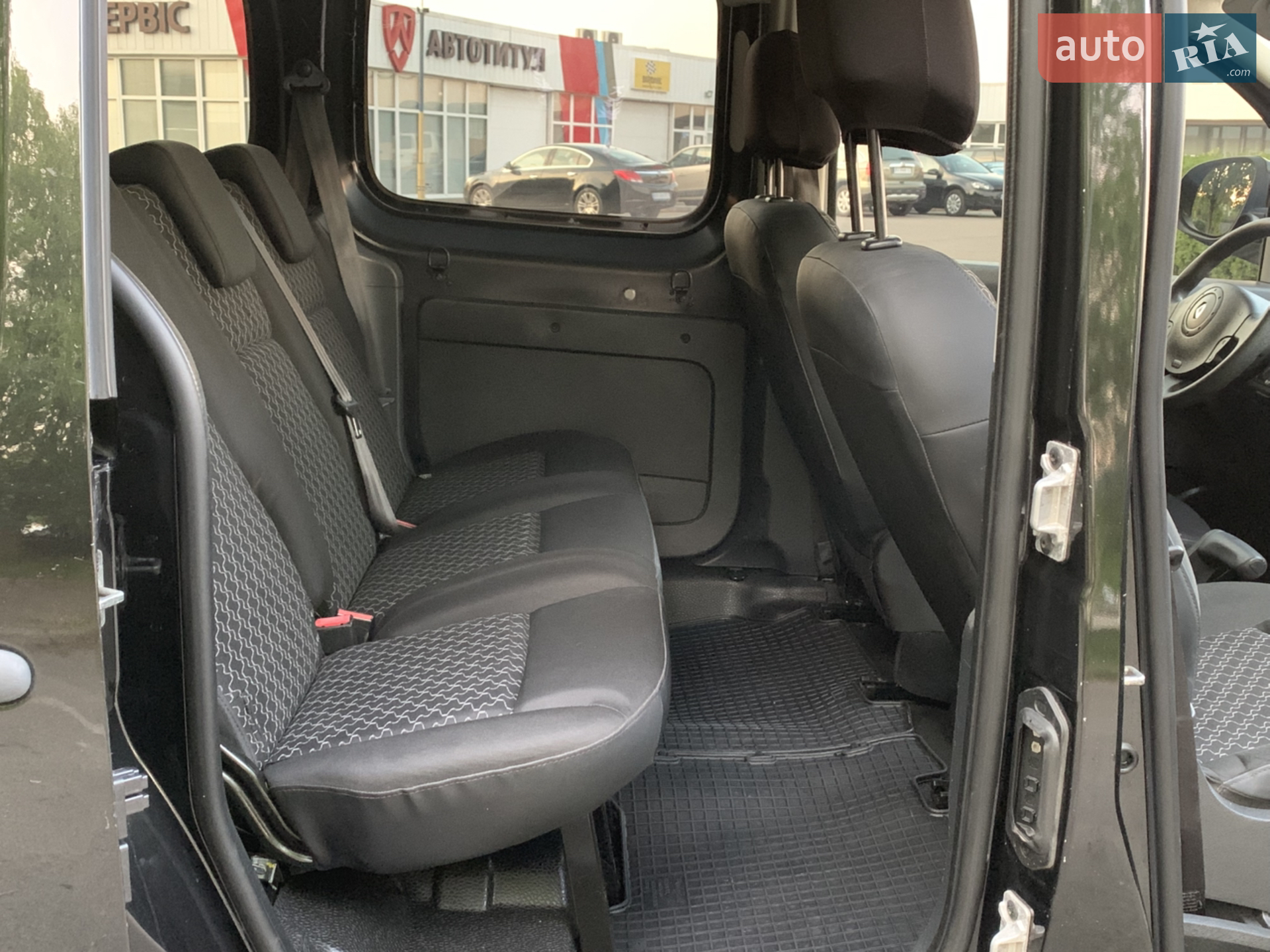 2012 Renault Kangoo - мініатюра 28