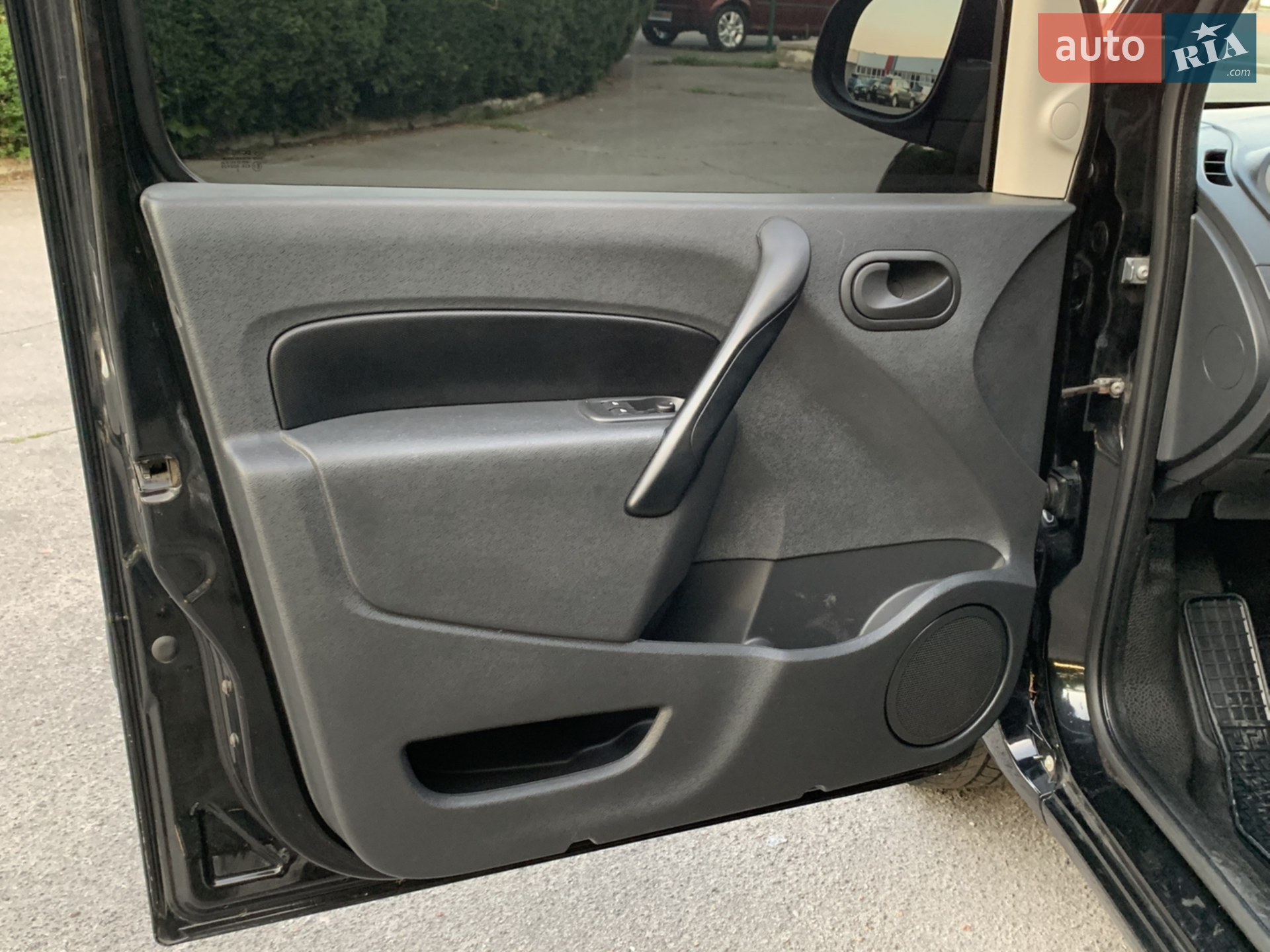 2012 Renault Kangoo - мініатюра 37