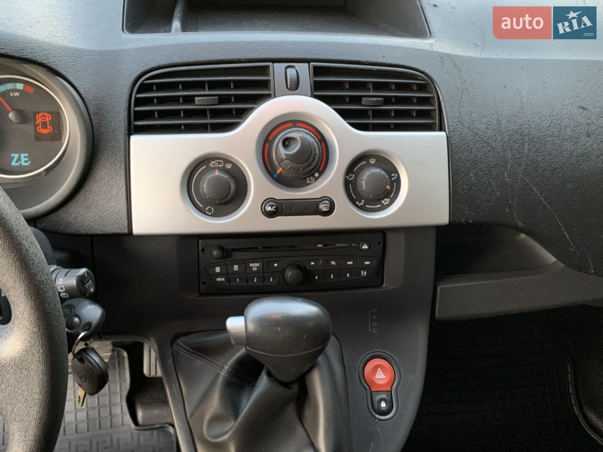 2012 Renault Kangoo - мініатюра 39