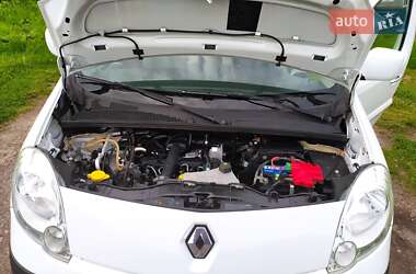 Минивэн Renault Kangoo 2012 в 