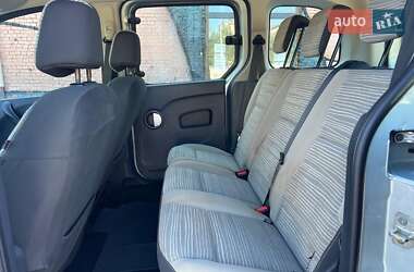 Минивэн Renault Kangoo 2011 в 