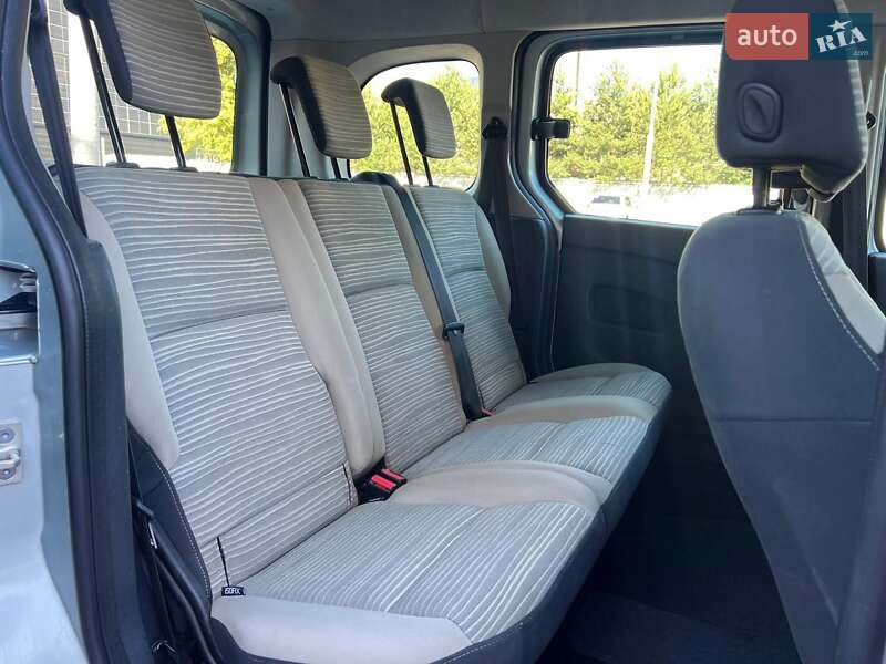 Минивэн Renault Kangoo 2011 в Луцке
