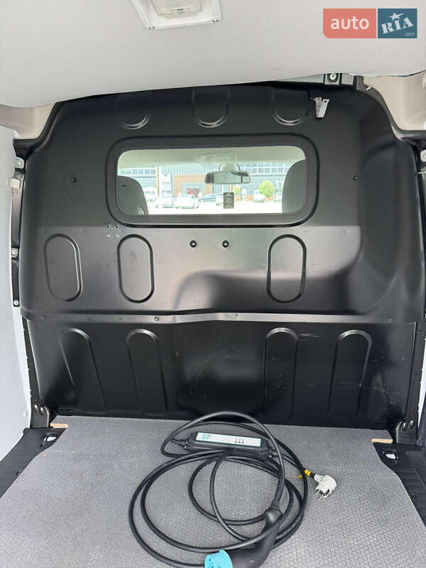 Грузовой фургон Renault Kangoo 2019 в Луцке