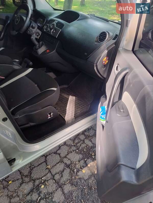 Минивэн Renault Kangoo 2011 в Чернигове