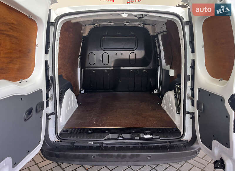 Мінівен Renault Kangoo 2020 в Львові