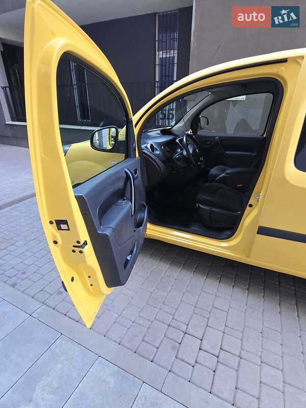 Минивэн Renault Kangoo 2013 в Киеве