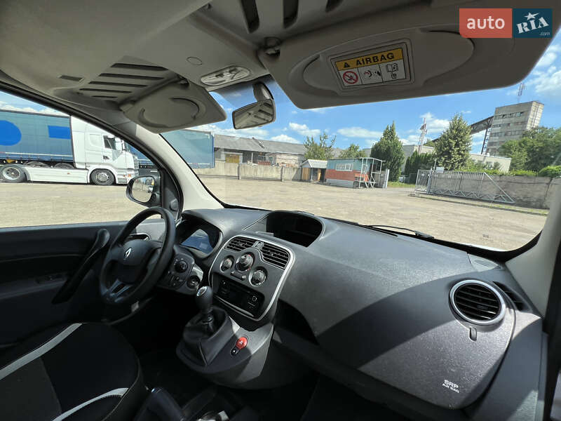 Минивэн Renault Kangoo 2015 в Луцке