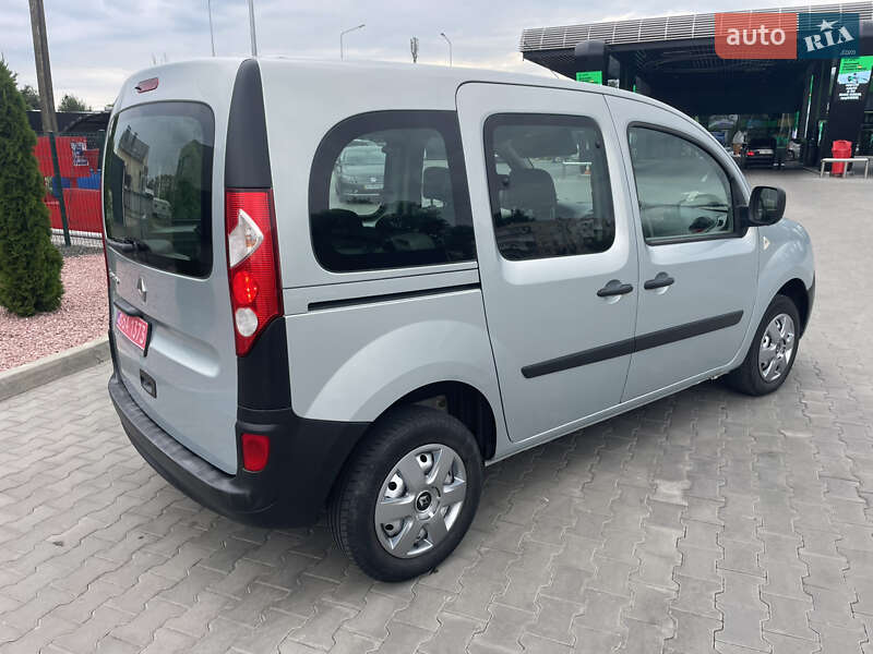 Минивэн Renault Kangoo 2010 в Луцке