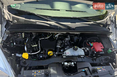 Грузовой фургон Renault Kangoo 2022 в 