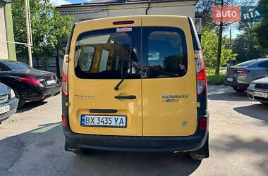 Минивэн Renault Kangoo 2015 в 