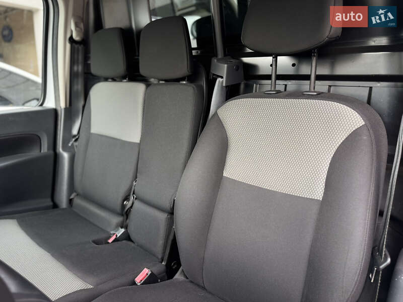 Грузовой фургон Renault Kangoo 2018 в Луцке